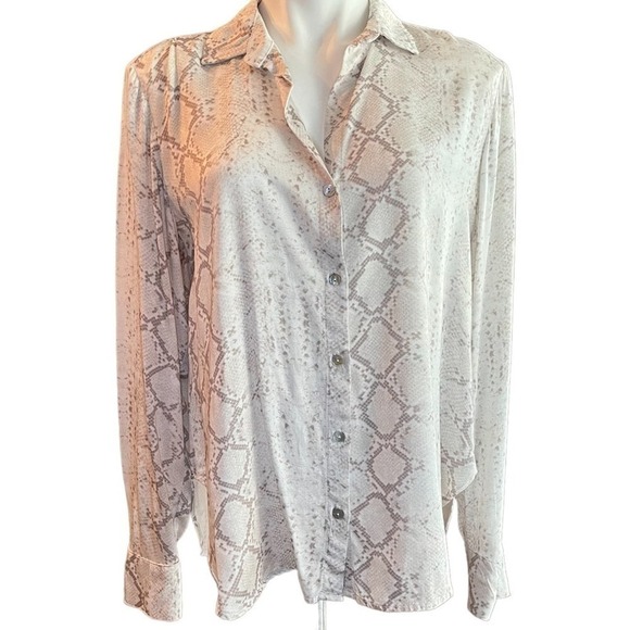 𝅺CLOTH and‎ Stone Snake Print Button Down shirt Size S - Picture 4 of 10